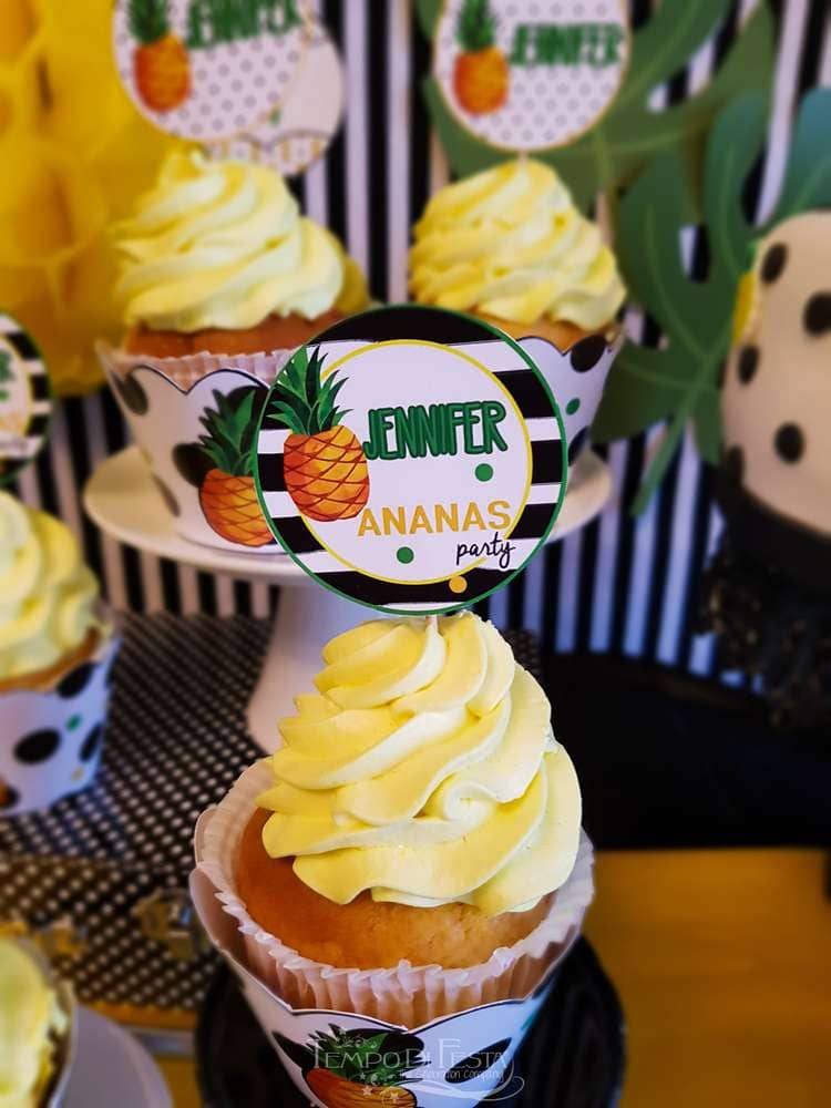 pineapple cupcakes