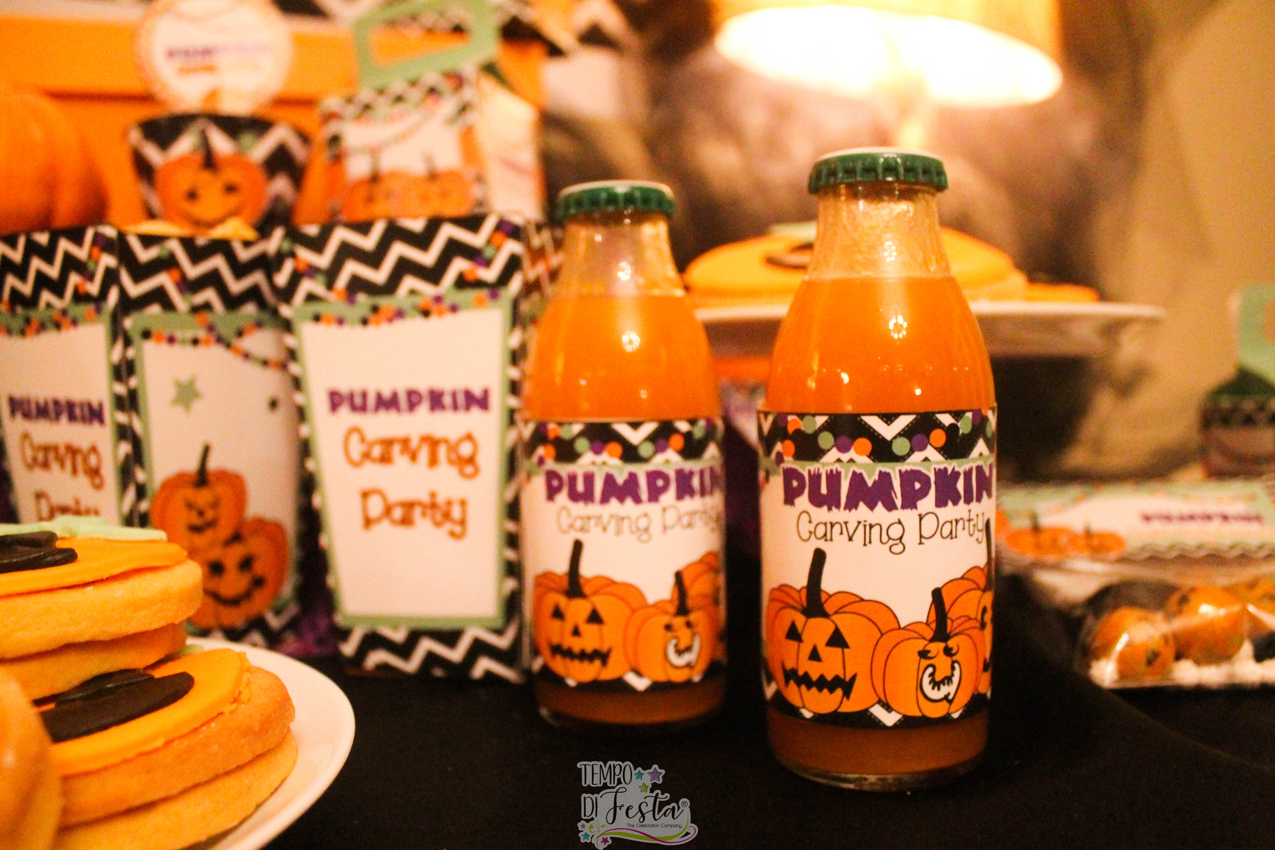 carving pumpkin halloween party (8)