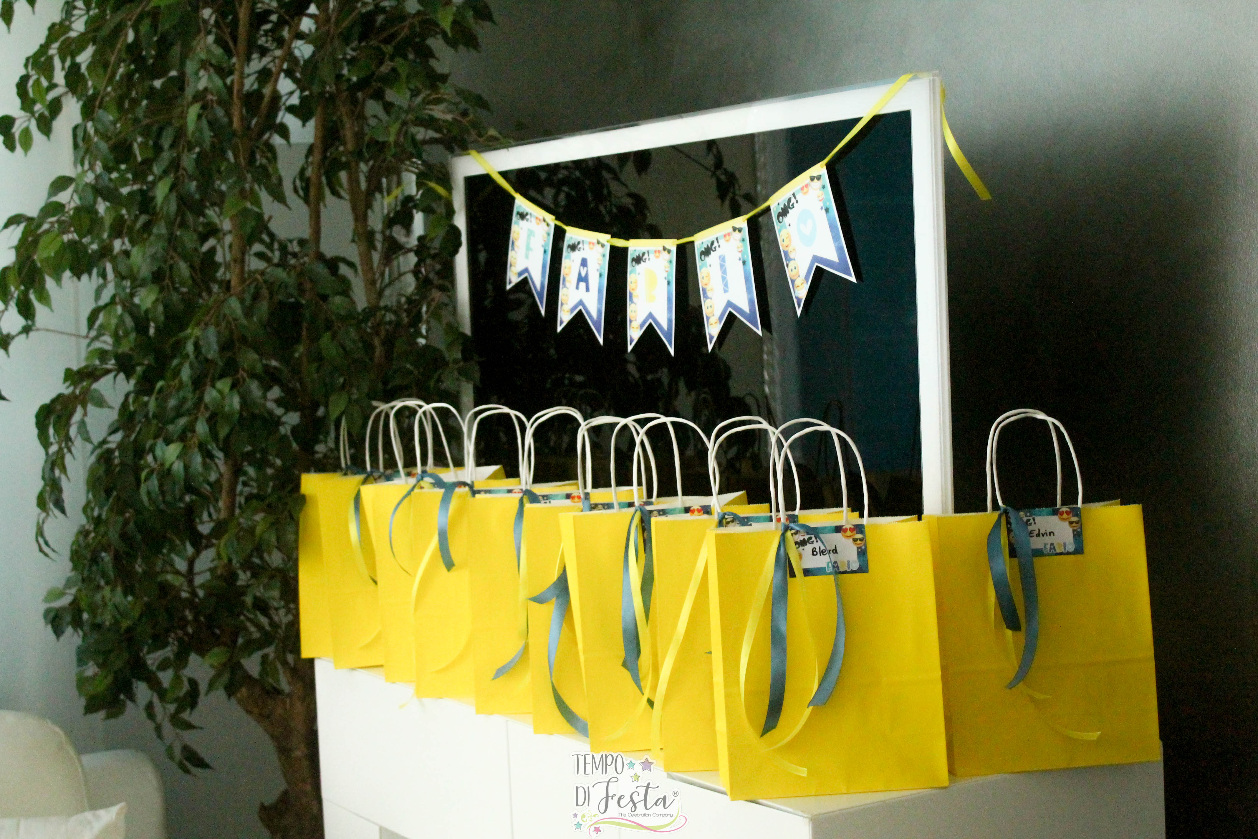 emoji party allestimento (19)