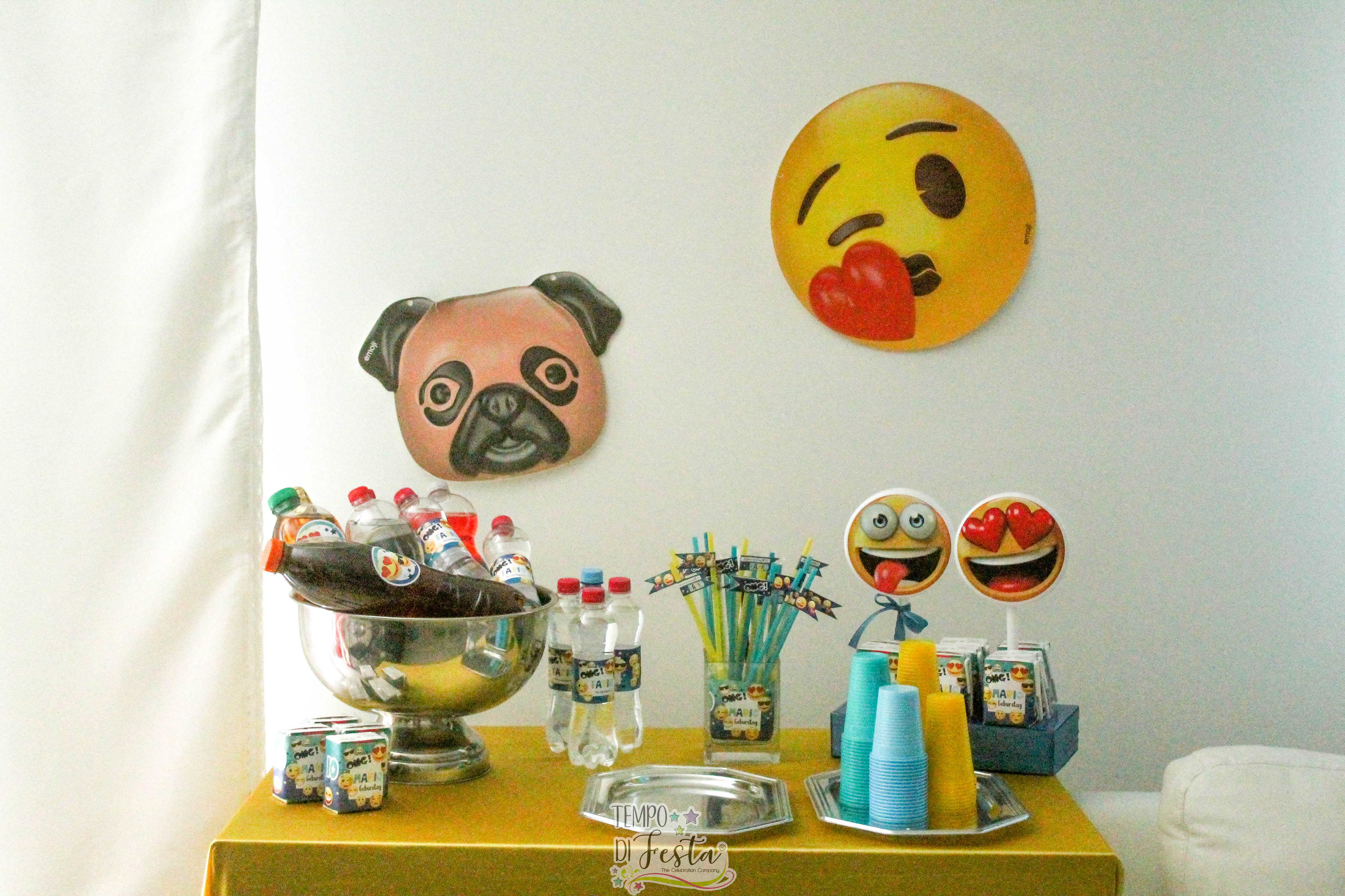 emoji party allestimento (23)