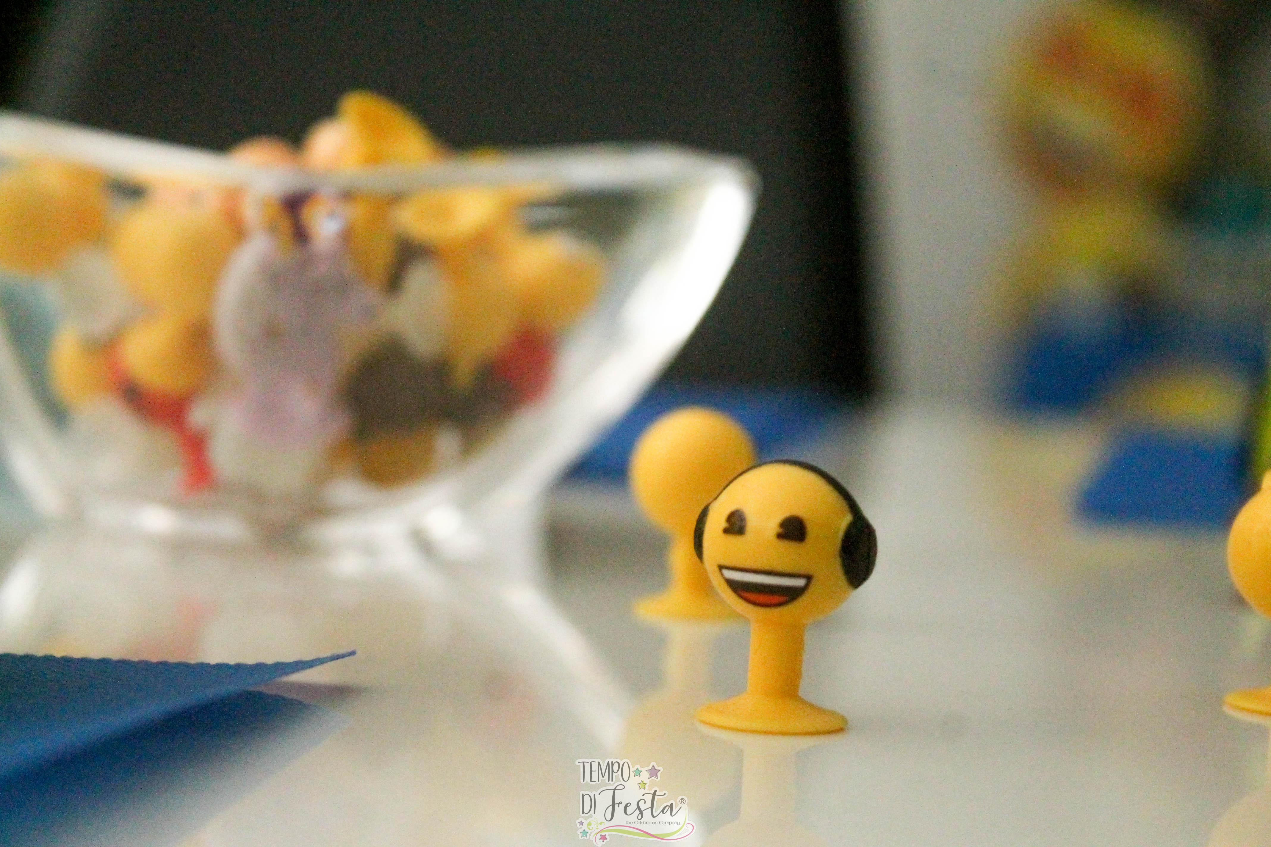 emoji party allestimento (28)
