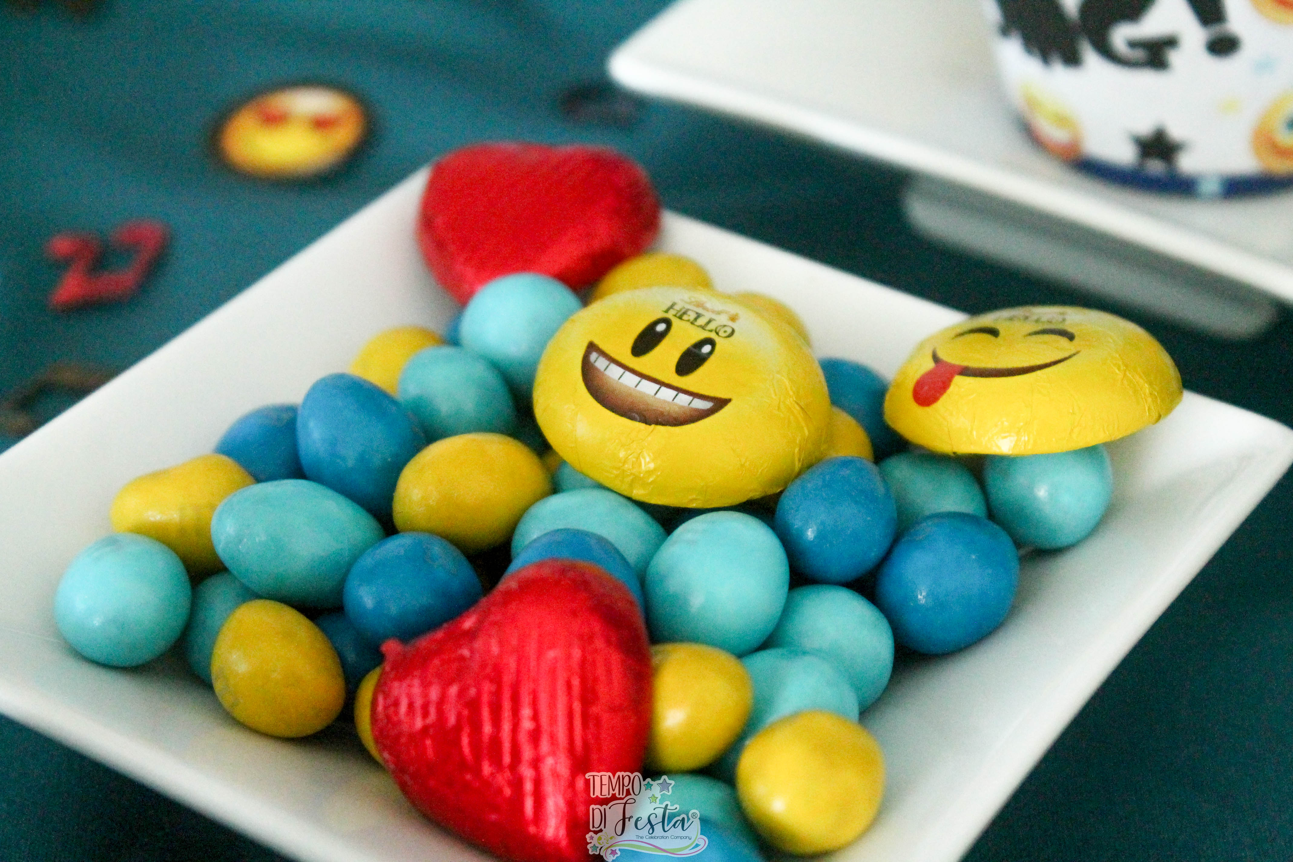 emoji party allestimento (3)