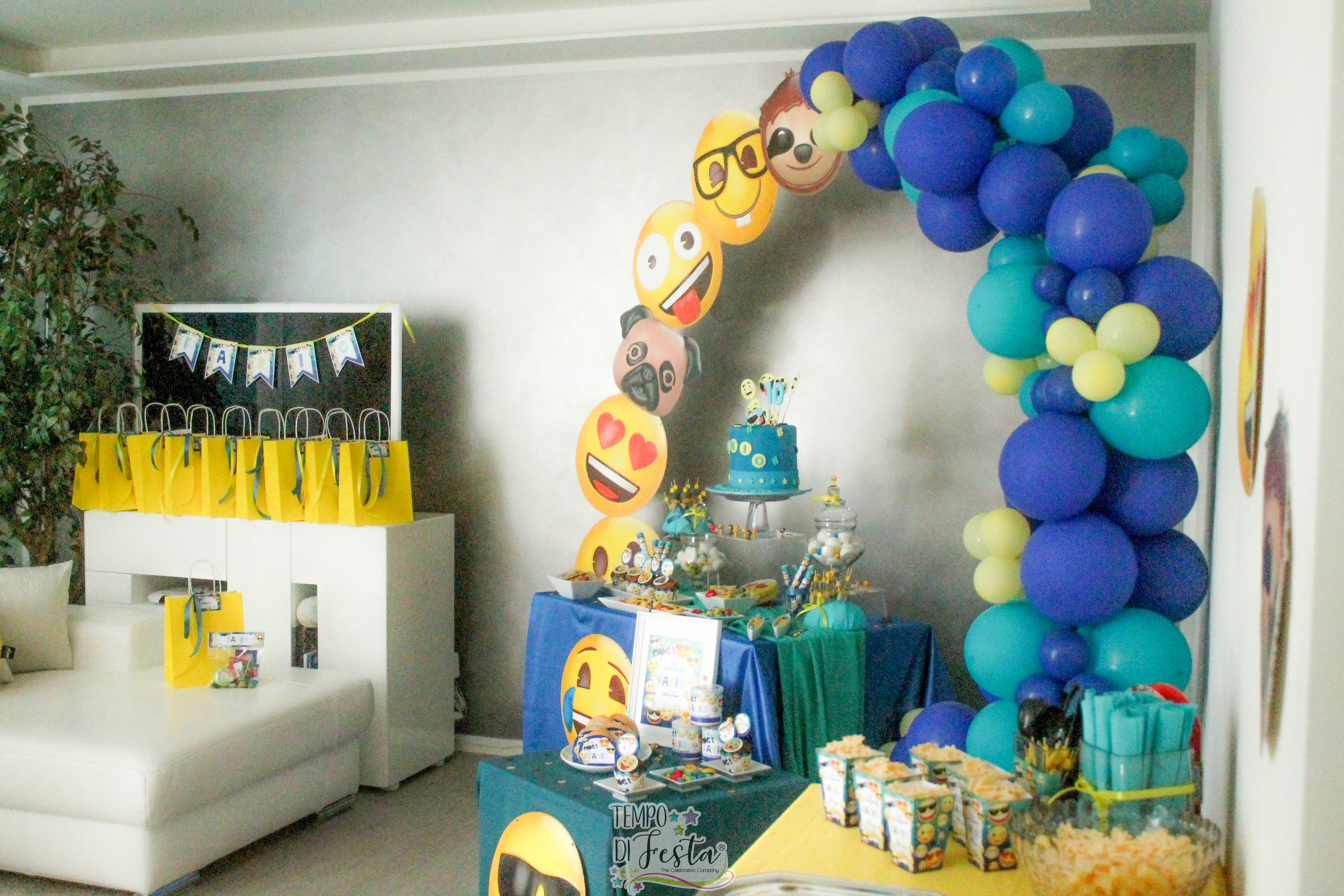emoji party allestimento (31)