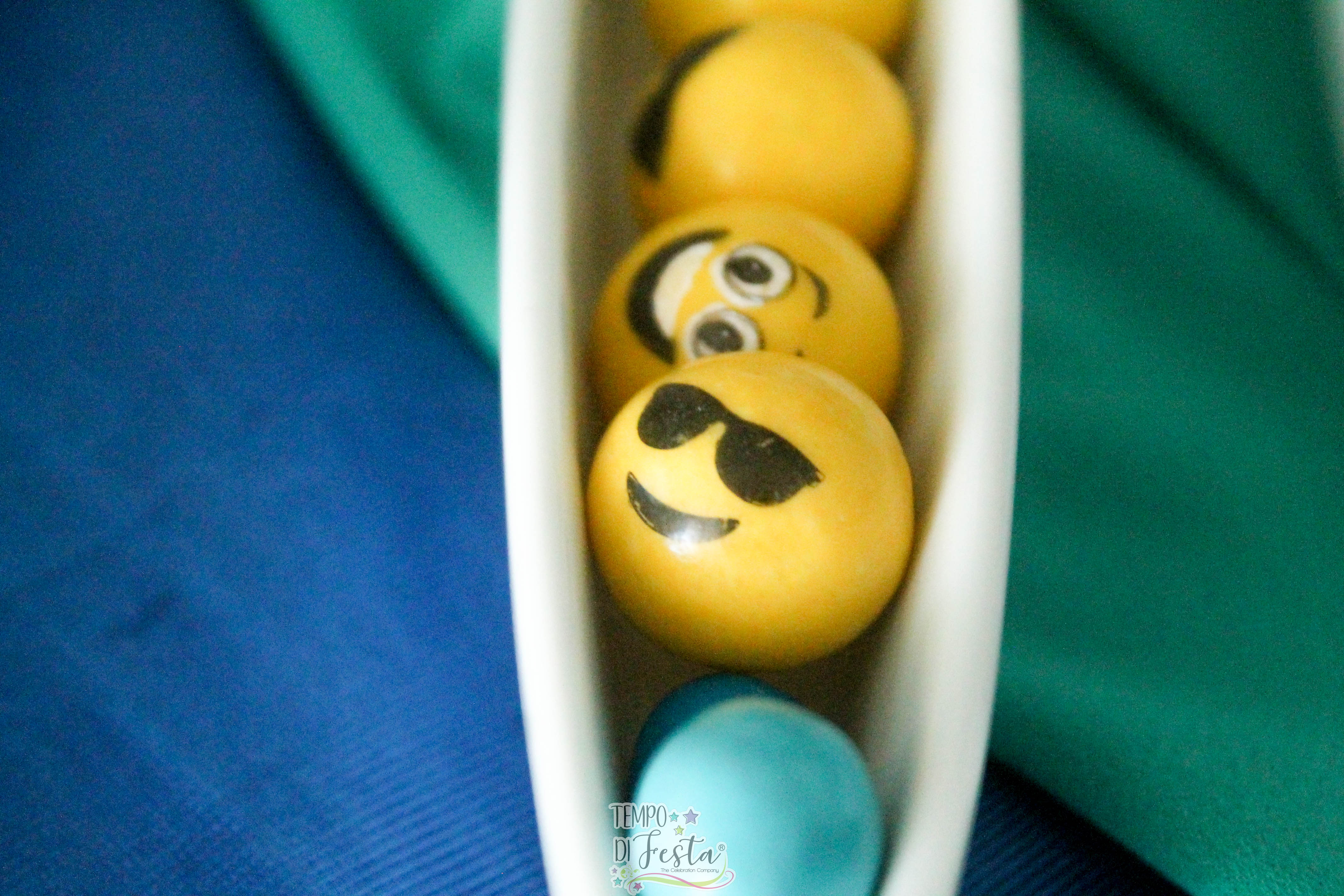 emoji party allestimento (4)