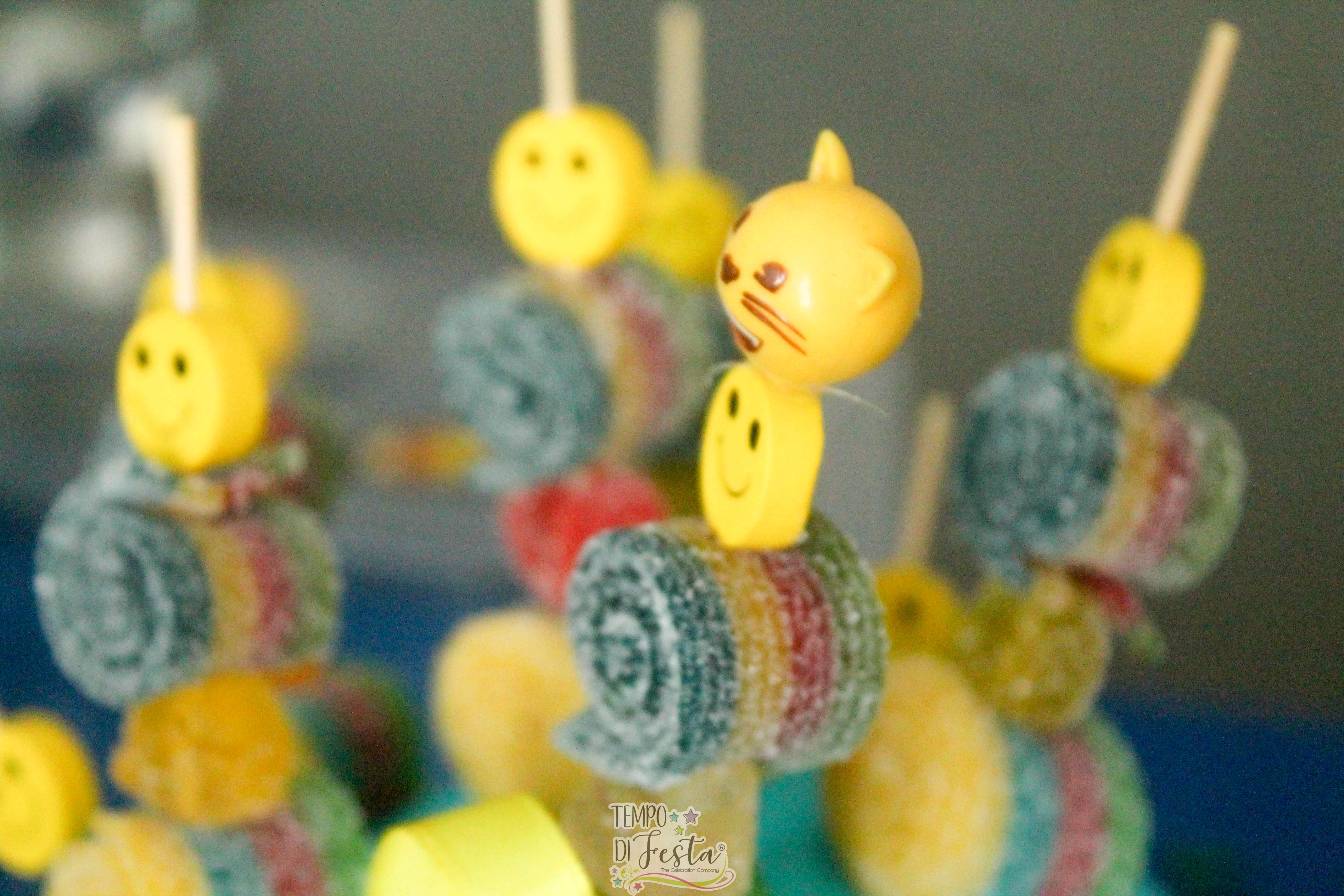 emoji party allestimento (40)