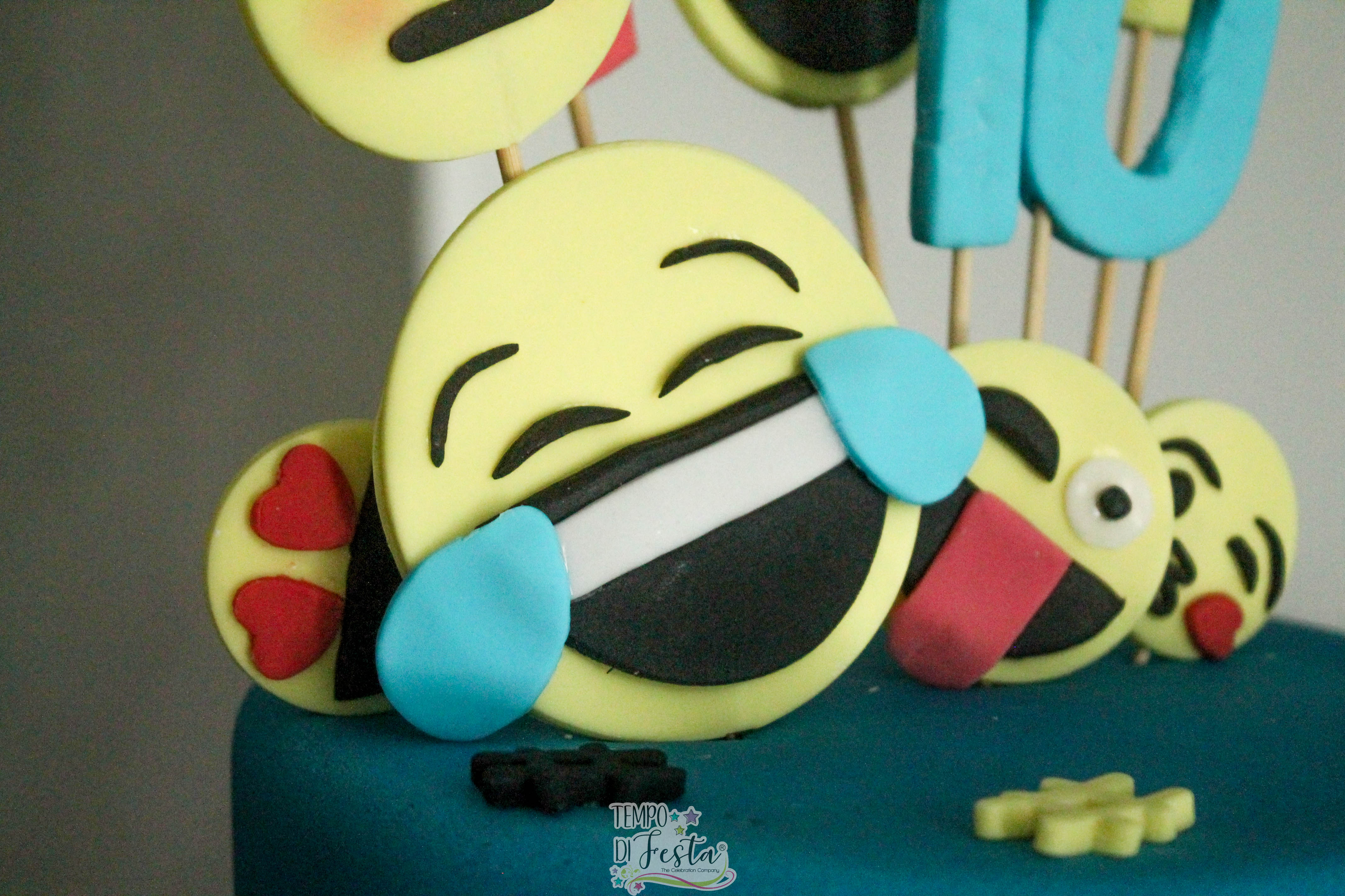 emoji party allestimento (47)