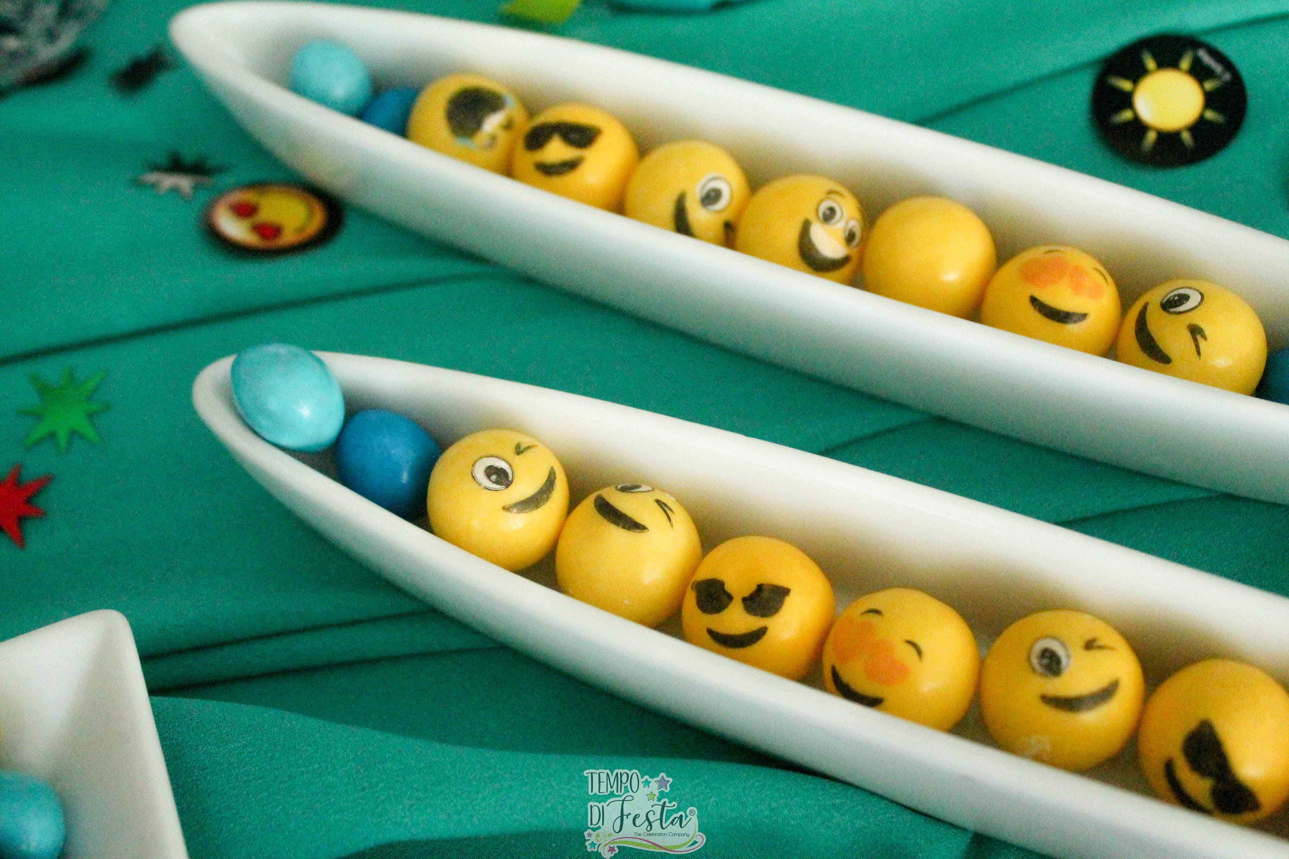emoji party allestimento (49)