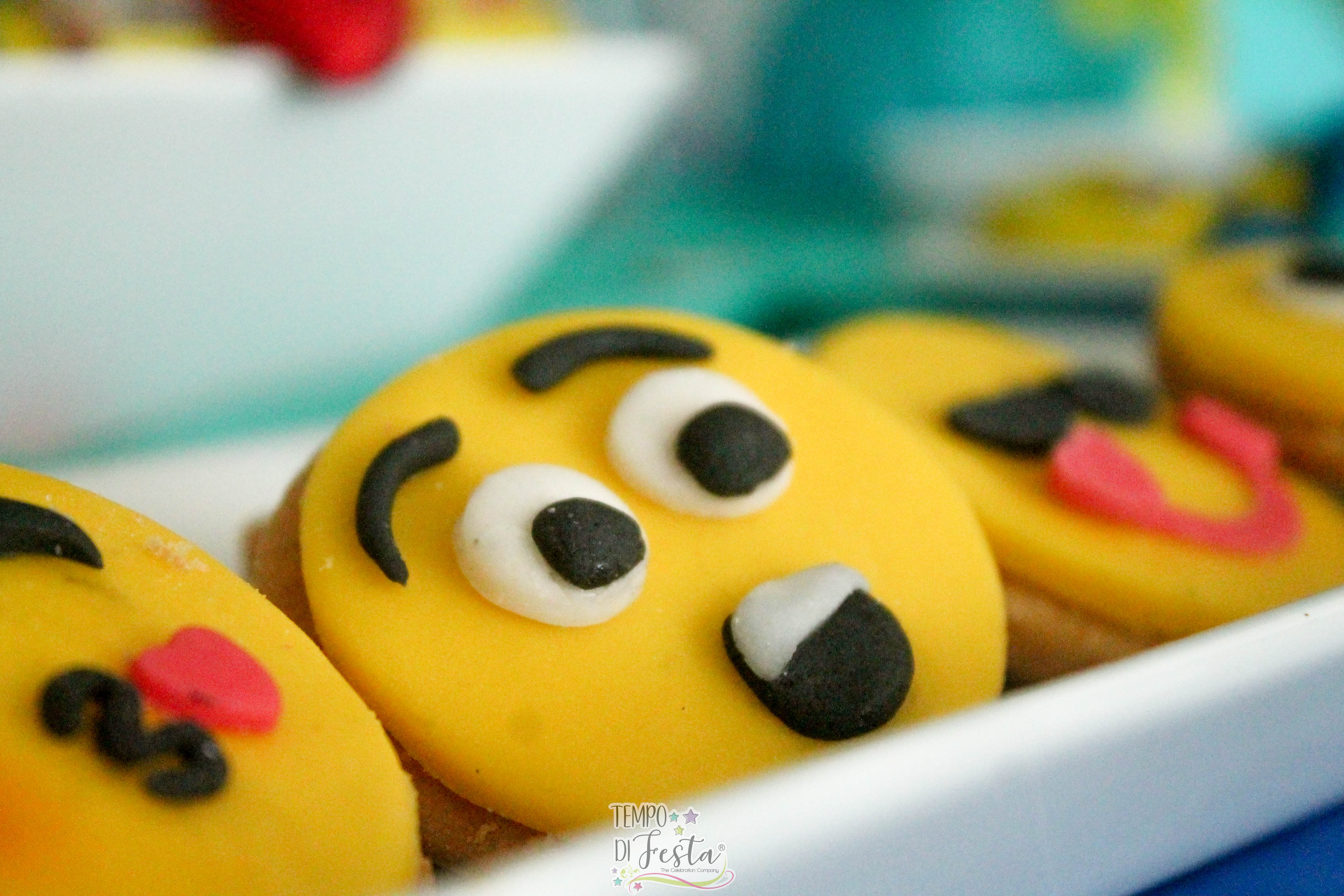 emoji party allestimento (9)