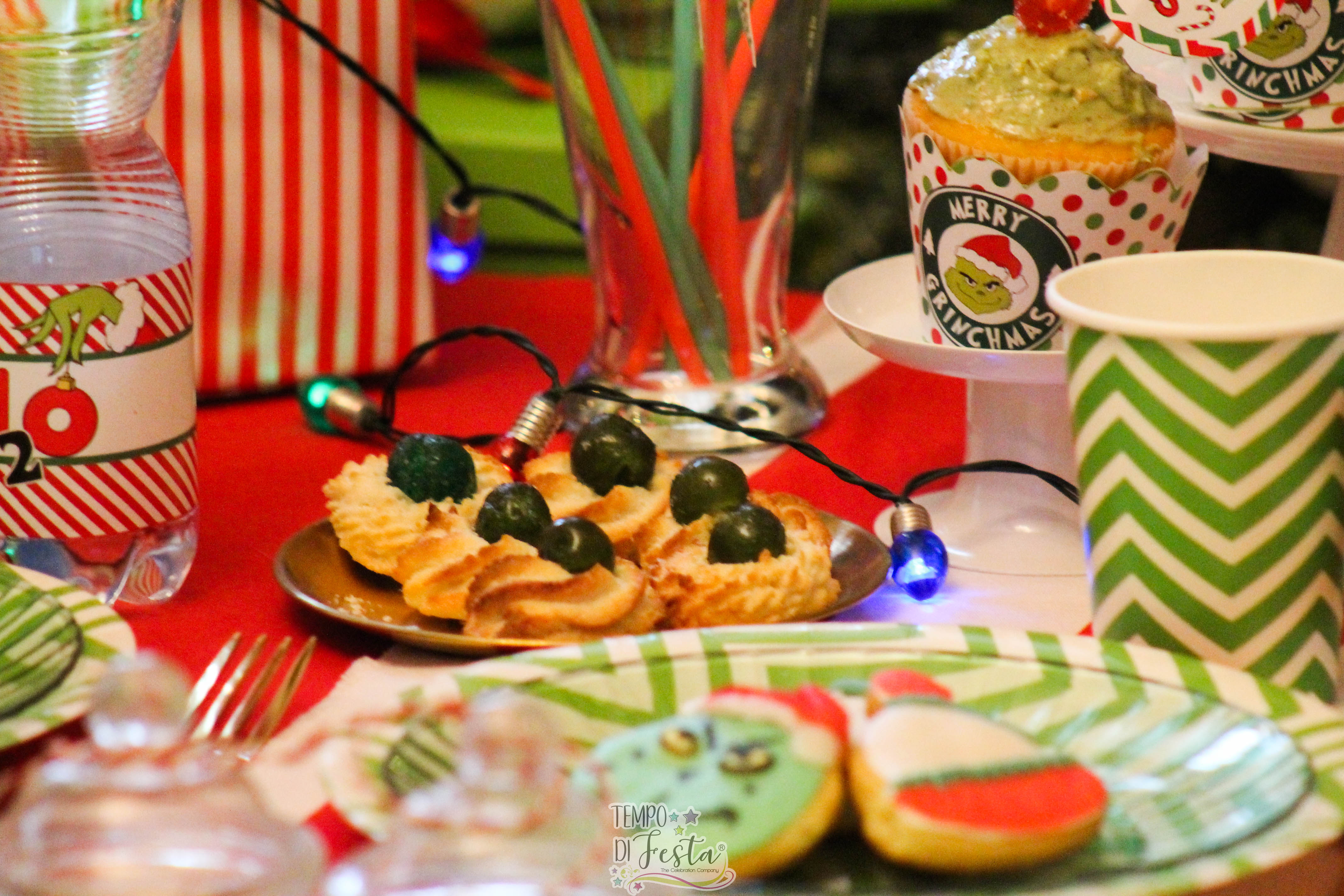 grinch party ideas allestimento (24)