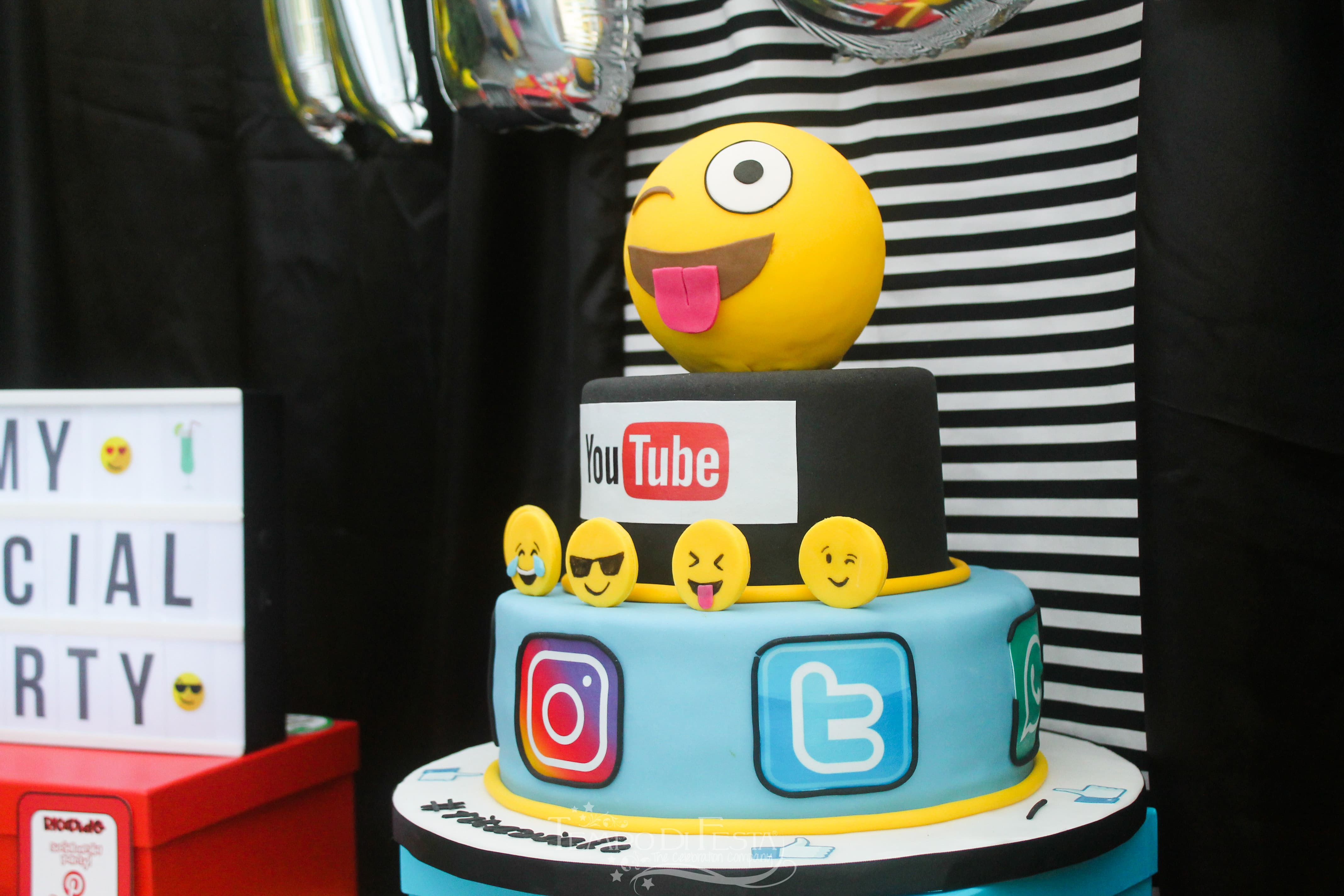 social media cake