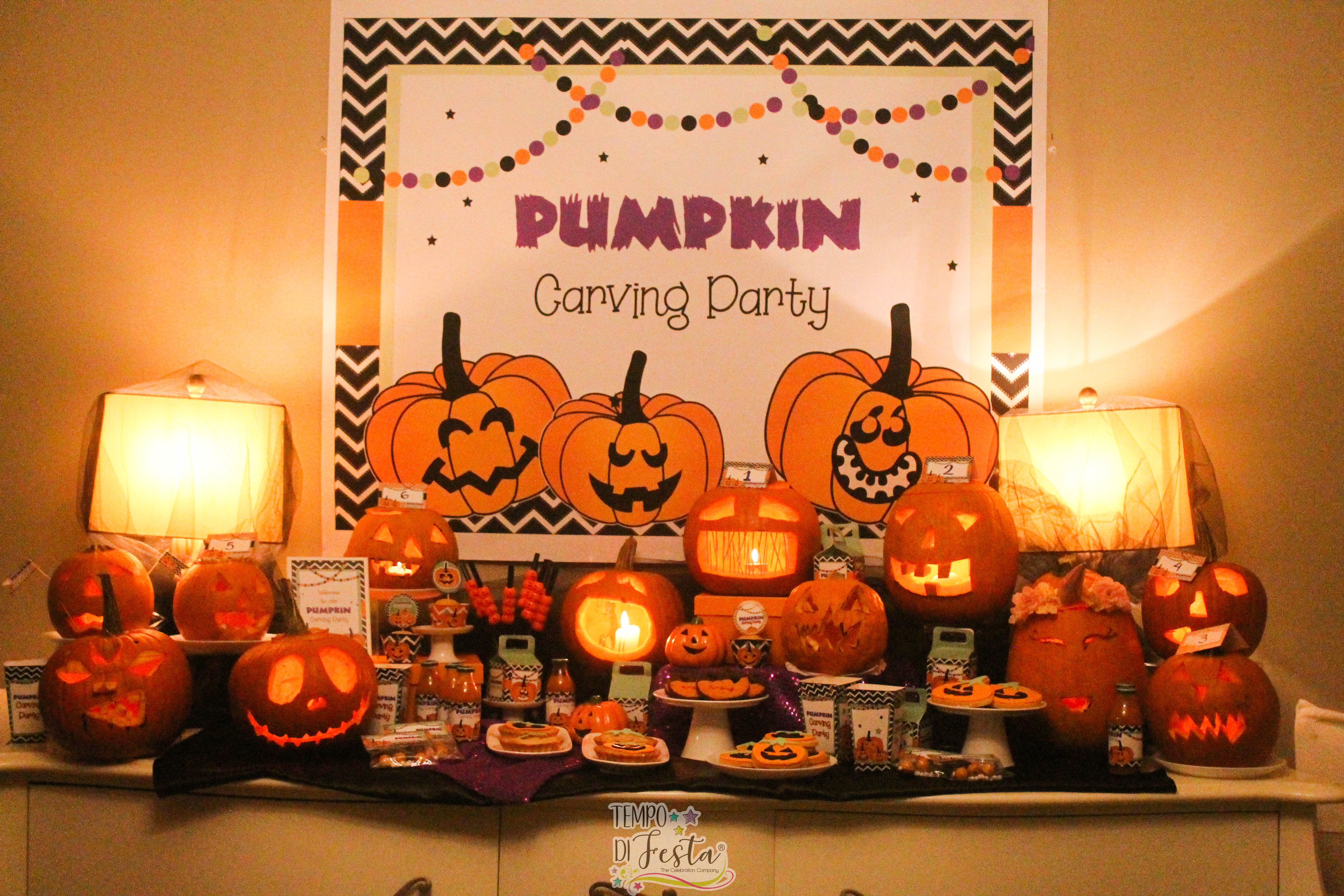 carving pumpkin halloween party (12)