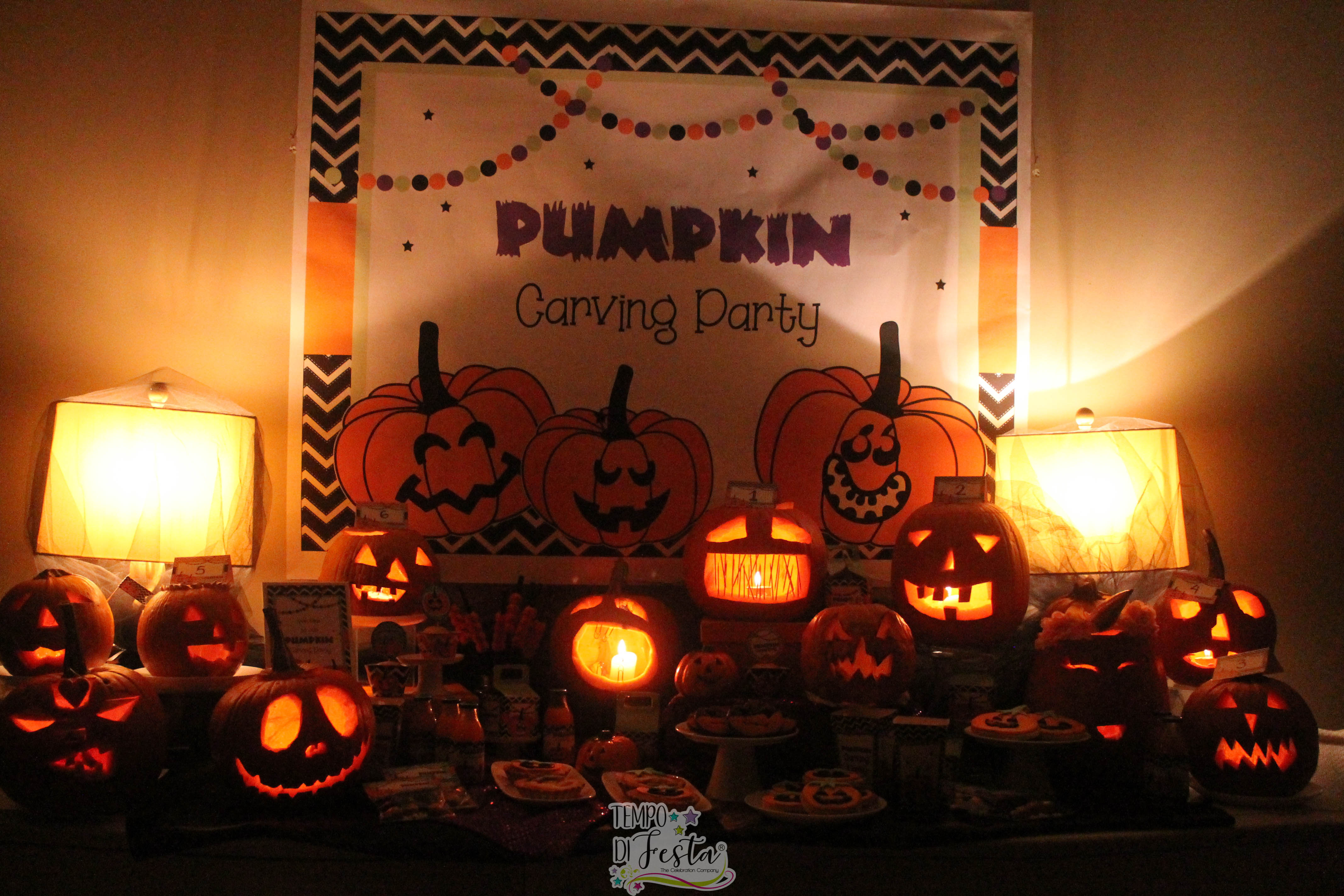 carving pumpkin halloween party (15)
