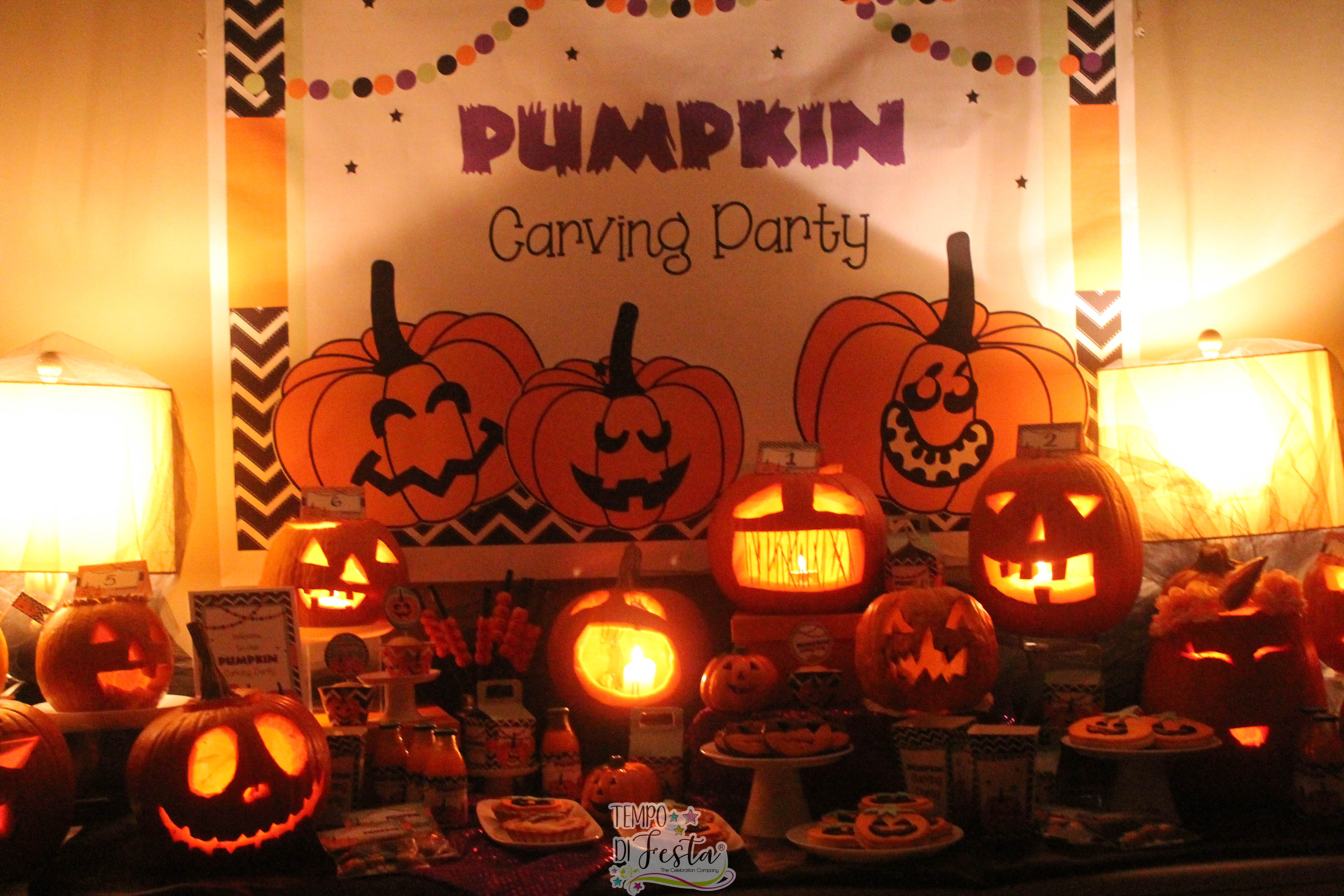carving pumpkin halloween party (16)